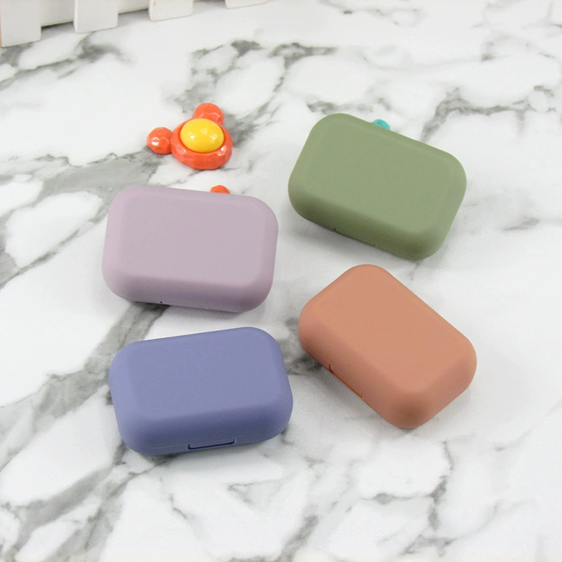 Invisible glasses, glossy box, simple and elegant design
