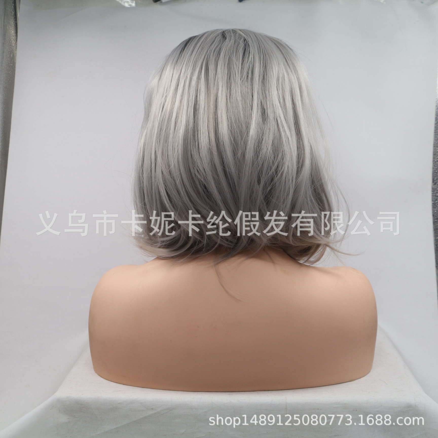 Europa y los Estados Unidos de moda fibra química pelucón de cabello corto pelucón de cabello de mujer al por mayor de encaje