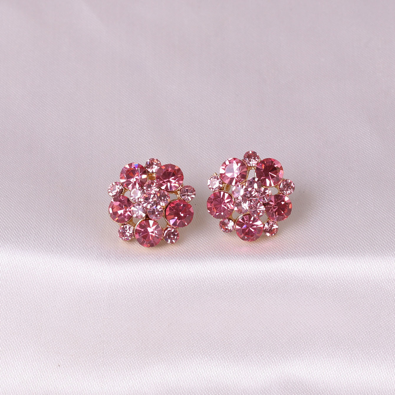 Retro Geometric Diamond Alloy Artificial Gemstones Earrings Ear Studs display picture 6