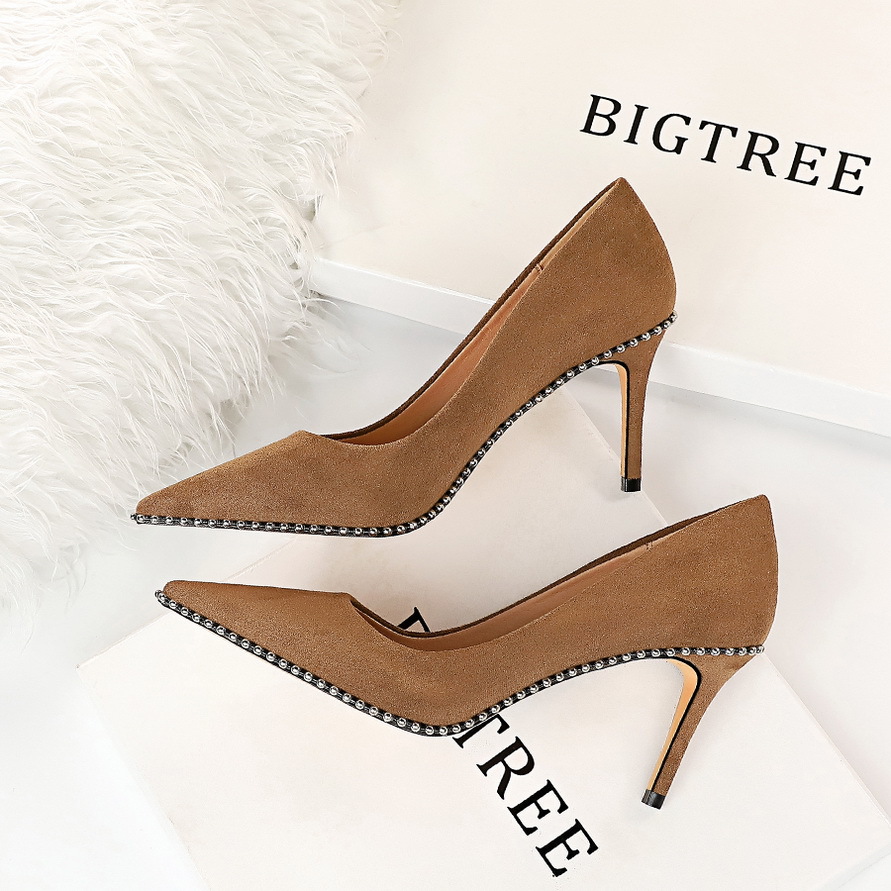 Big Tree European And American Retro Women's Shoes Stiletto High-heeled Suede Shallow Mouth Pointed Metal Beads Nightclub Sexy Single Shoes