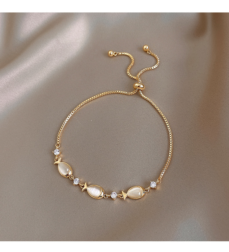 Elegant Geometric Copper Gold Plated Opal Bracelets display picture 6