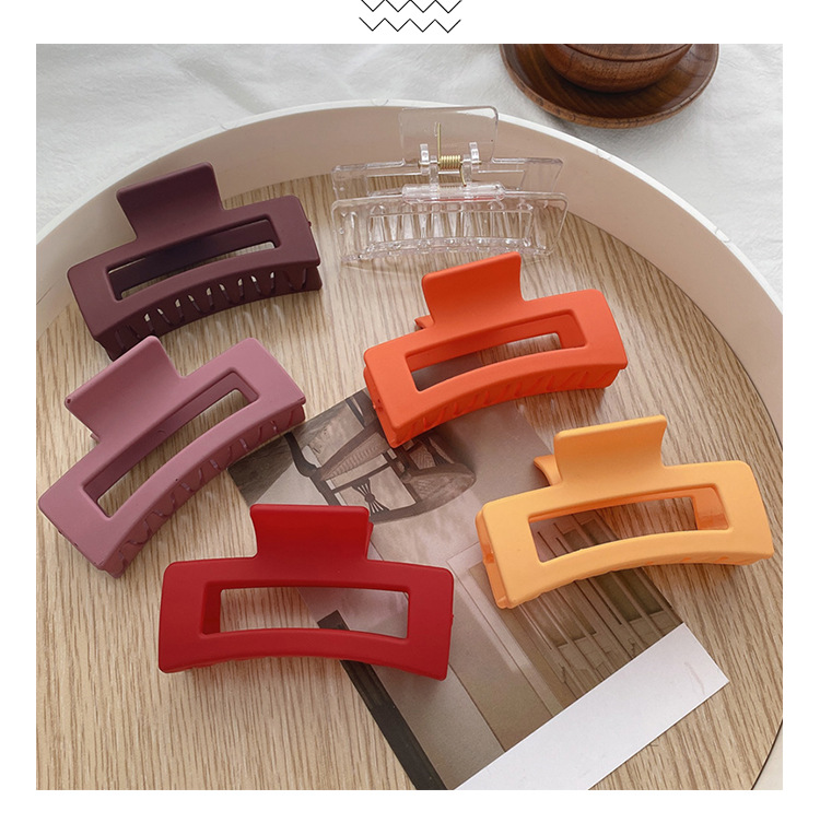 Acrylic Material Solid Color Pattern Retro Simple Style Women'S Solid Color Acrylic Hair Clip Hair Claws
