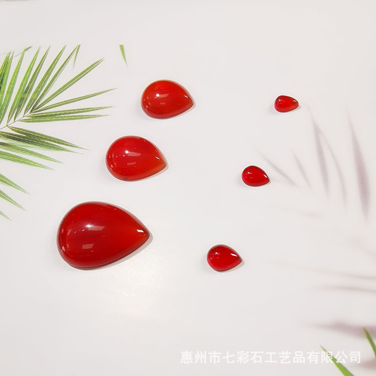 [Rote Achat Ringfassung] Halbkugelförmige rote Perlenform Ringfassung, ovaler Chalcedon loser Edelstein für DIY-Schmuckherstellung.