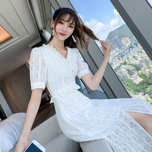 韩国东大门女装连衣裙夏2020新款泡泡袖时尚V领女小清新仙女裙子