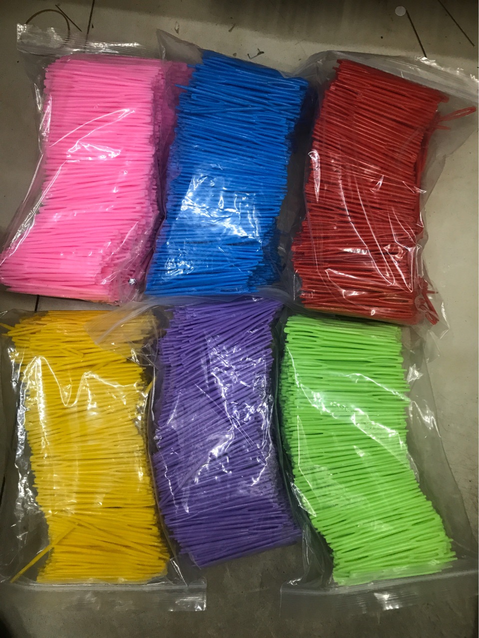 Factory direct sale plastic needle color...