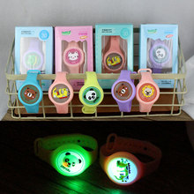 卡通发光驱蚊手环 防叮咬防蚊手环 印刷logo闪光儿童驱蚊手表