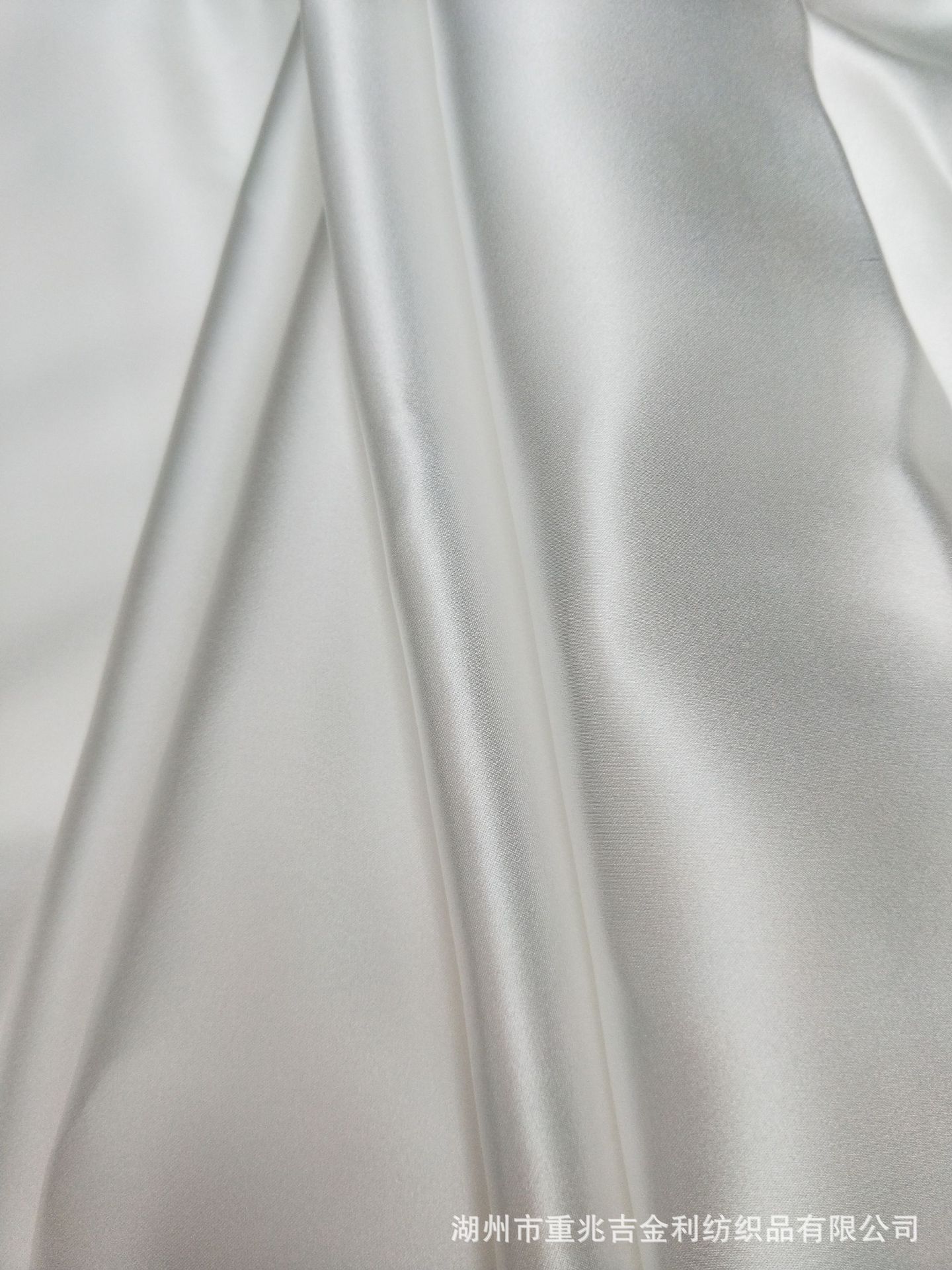 16mm素绉缎140