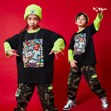 儿童街舞潮服嘻哈男童六一演出服少儿hiphop女童爵士舞迷彩服套装