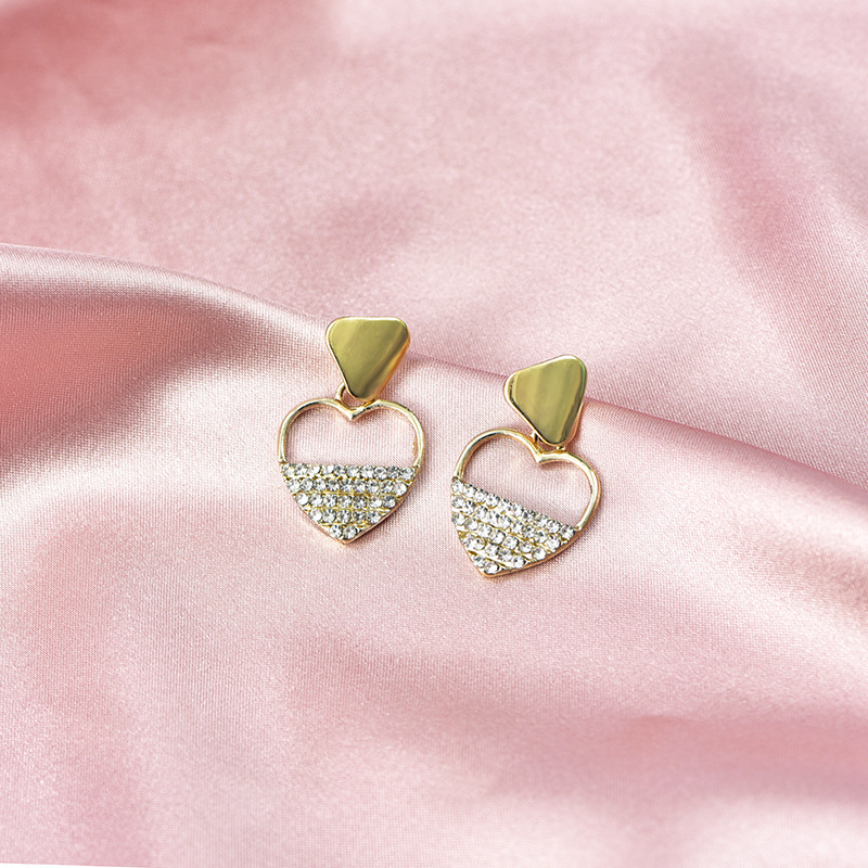 1 Pair Fashion Heart Shape Alloy Tassel Inlay Artificial Gemstones Women's Drop Earrings display picture 3