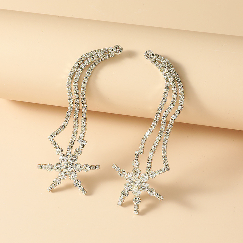 Fashion All-match Simple Retro Exaggerated Diamond Five-pointed Star Earrings display picture 3