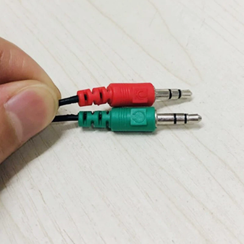 Laptop, mobile phone, adapter cable, microphone, 3.5mm, 2 in 1