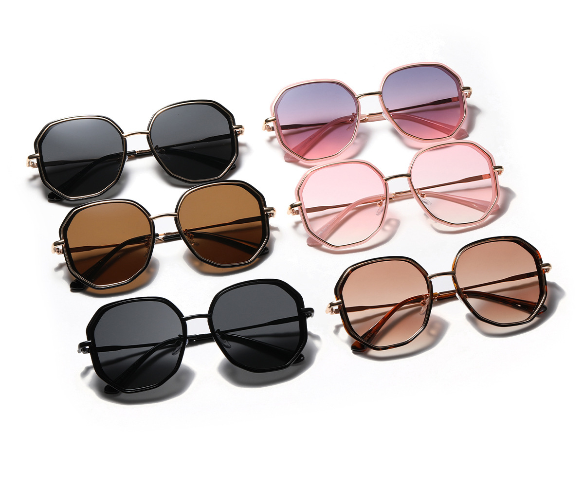 Polygonal  Retro Fashion Sunglasses display picture 1