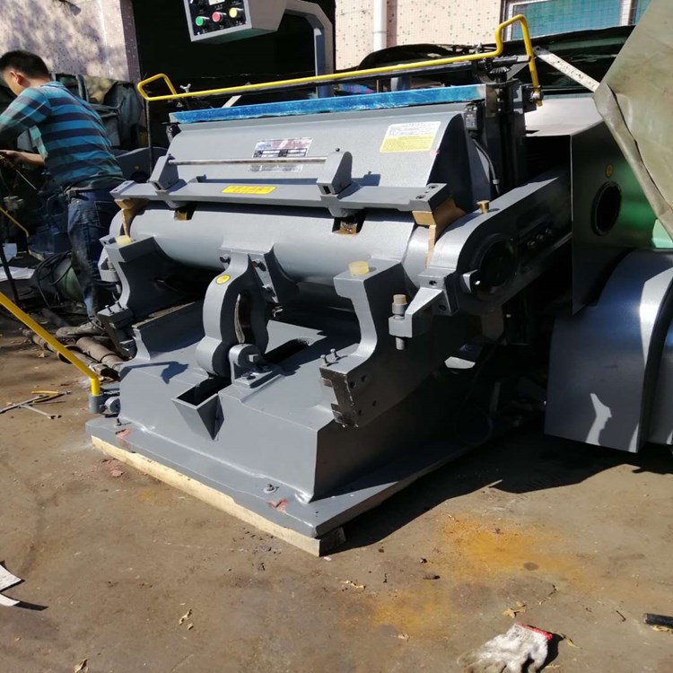 压痕机     平压压痕切线机     啤机    手啤