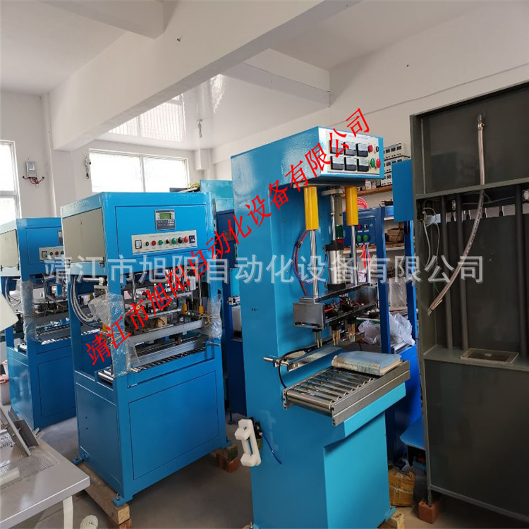 电动汽车电池生 产设备