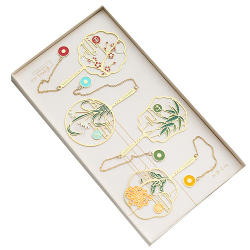 Plum, Orchid, Bamboo and Chrysanthemum Metal Fan Bookmark for Girls and Friends during the Holidays, Practical Kindergarten Chinese Style for Teacher’s Day