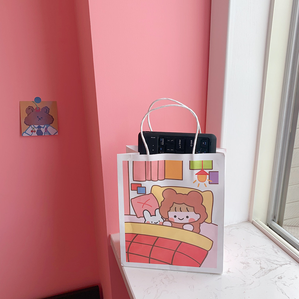 Cute simple cartoon white paper portable shopping packaging bagpicture4