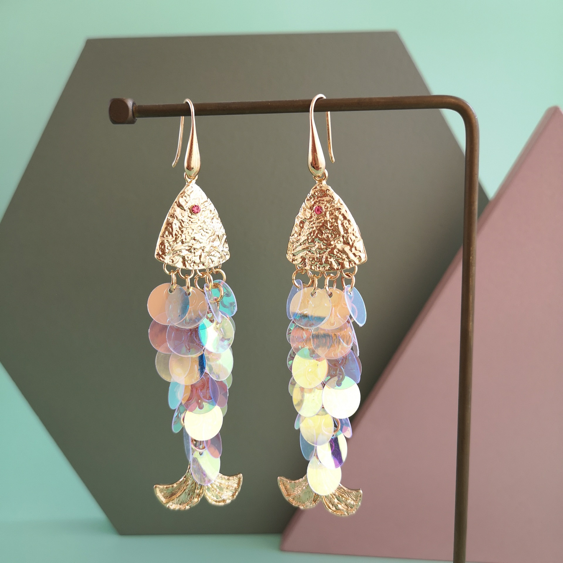 New Round Sequins Color Shell Fish Scale Fish Earrings Fashion Earrings For Women Wholesale display picture 10