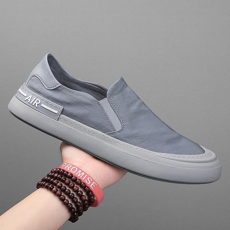 Men's shoes Four Seasons breathable casual soft bottom non-slip Ice Silk cloth shoes fashionable simple slip-on loafers TikTok shoes Men's shoes Four Seasons breathable casual soft bottom non-slip Ice Silk cloth shoes fashionable simple slip-on loafers TikTok shoes