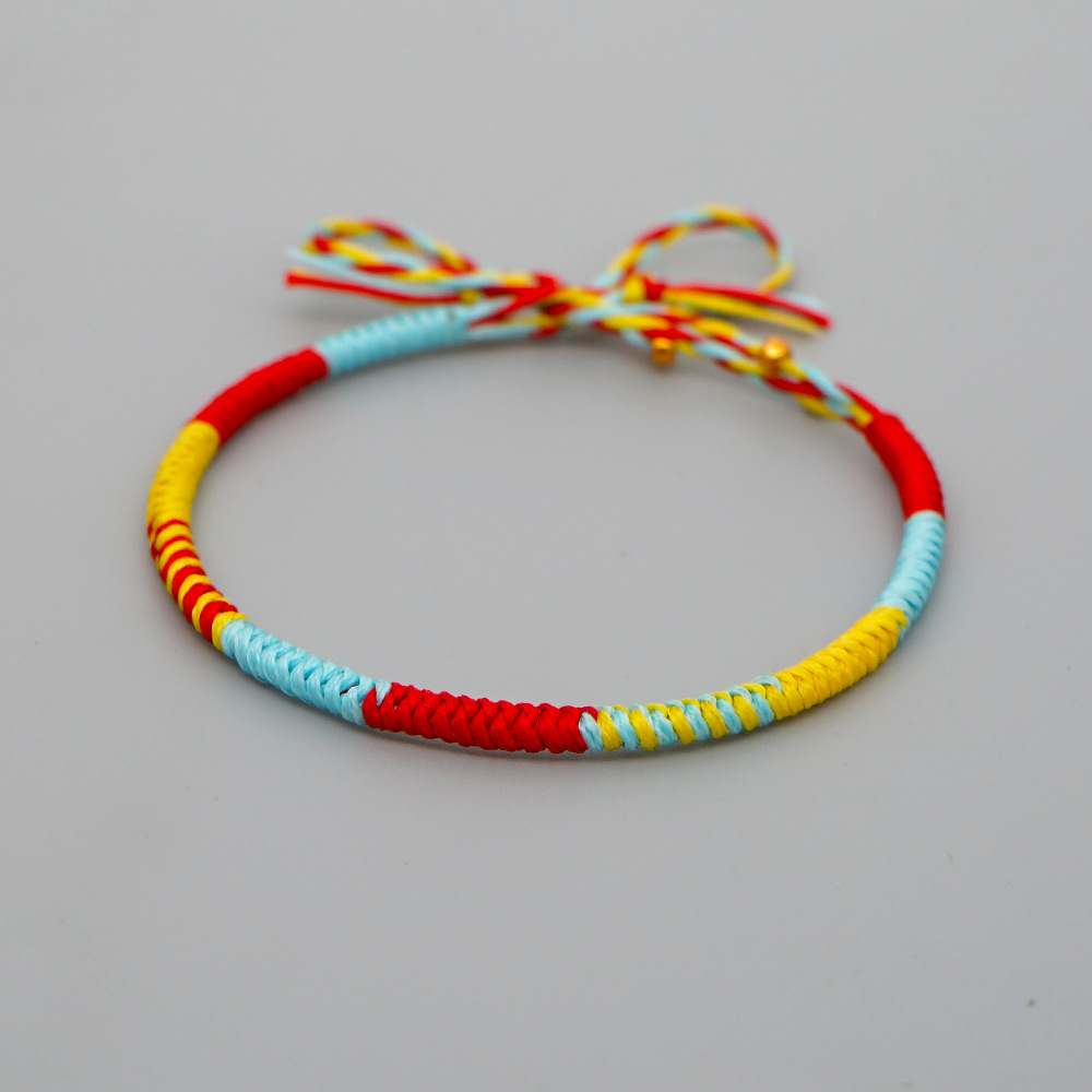 Explosion Small Commodity Bracelet Simple Wax Rope Woven Colorful Natal Rope Bracelet Handmade Jewelry Wholesale Nihaojewelry display picture 3