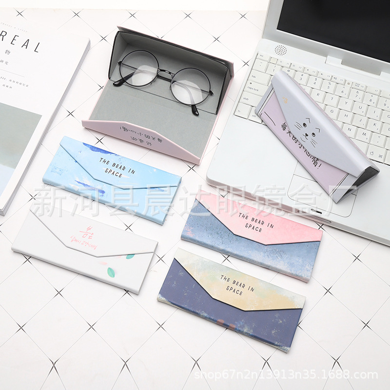 Portable triangle folding male and female student glasses box sunglasses box sunglasses optical glasses box custom wholesale
