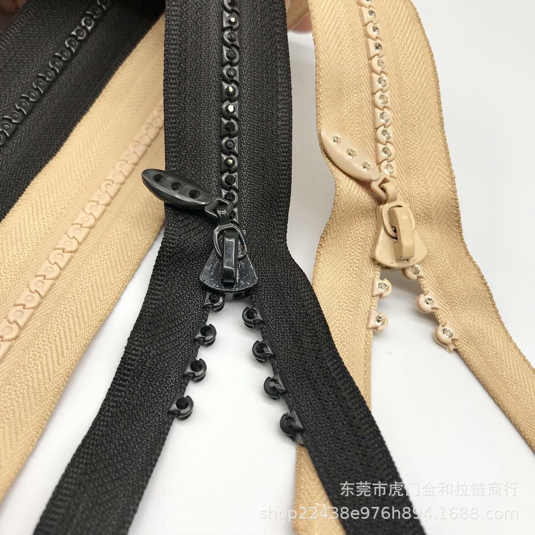 5#树脂钻石AB钻单排拉链，适用于箱包，服装等辅料，量大从优