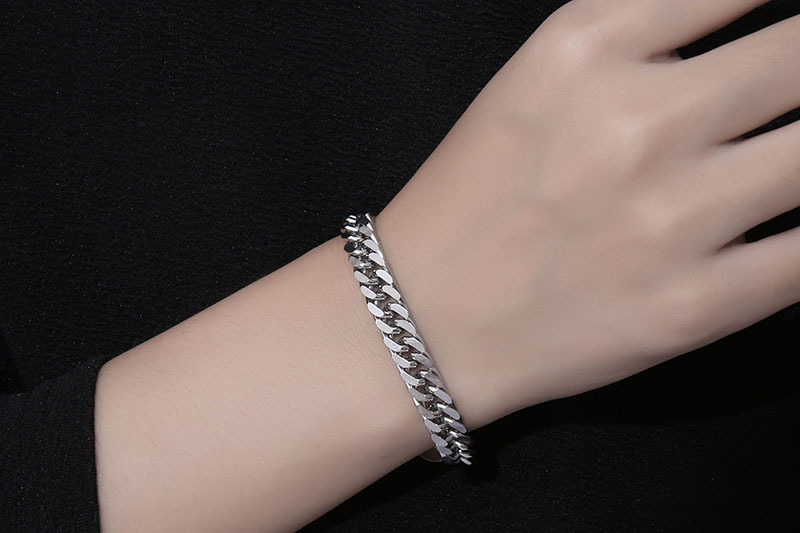 Fashion Titanium Steel Simple Punk Domineering Wide Bracelet display picture 1