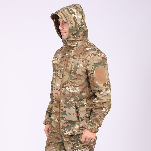 ESDY Outdoor Camouflage Soft Shell Jacket Windproof Jacket Tactical Clothing Mountaineering Suit A013