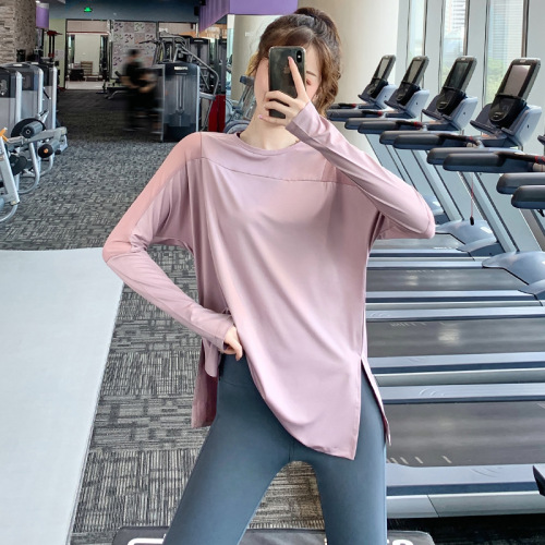 Loose-fitting, figure-flattering yoga wear, influencer-approved fitness apparel, breathable running tops, plus-size sports T-shirts—available in both short and long sleeves.