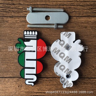 �m�ð������_�ܚWGiulia�~�Ӱ�Ș˸��b��ɫ���оW��܇β�N܇��־