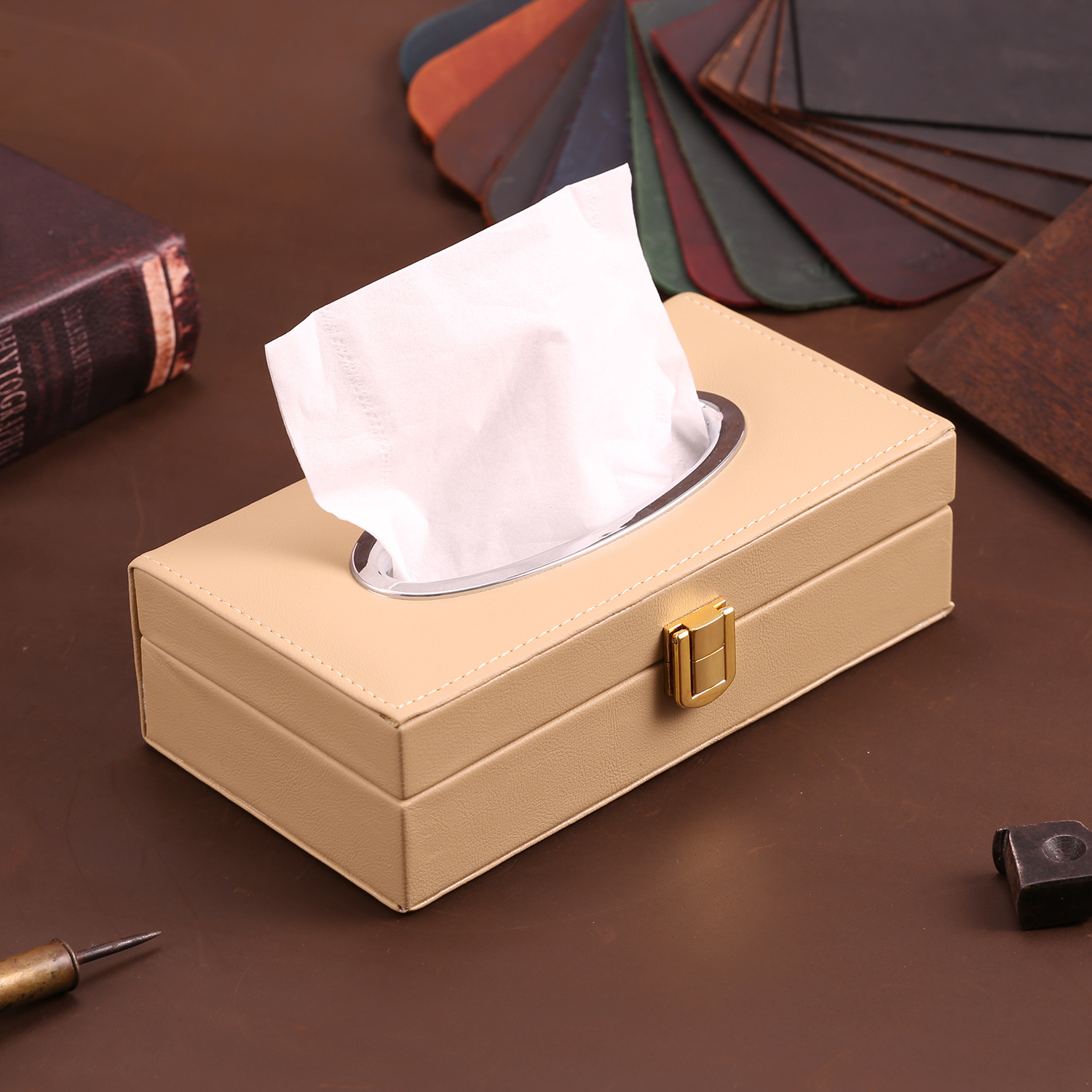 汽车用品汽车纸巾盒车载车用纸巾盒挂式天窗款工厂直销家居纸巾盒