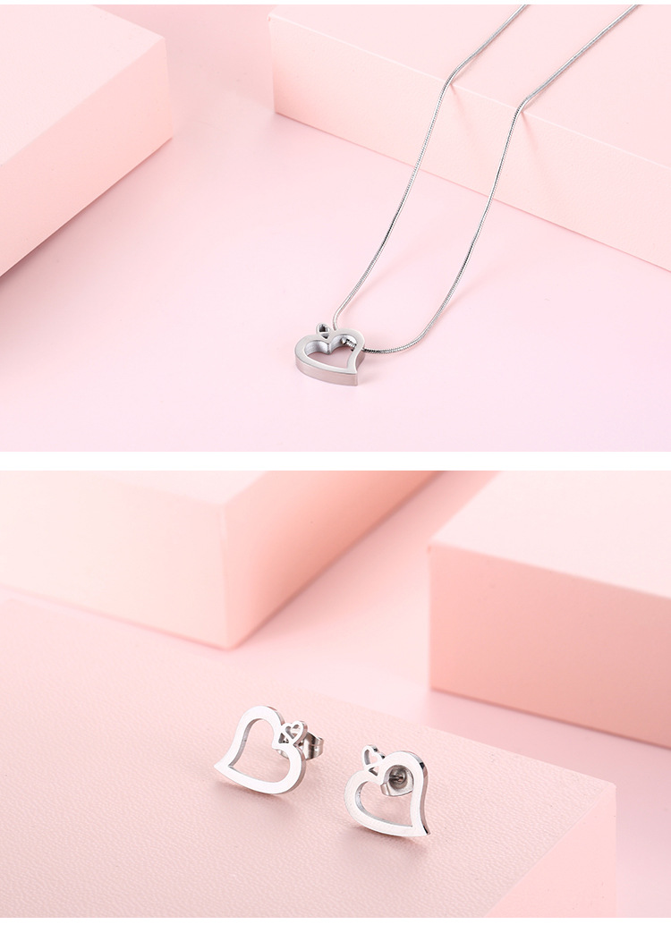 Korean Temperament Heart-Shaped Pendant Titanium Steel Simple Personalized All-Match Necklace and Ea