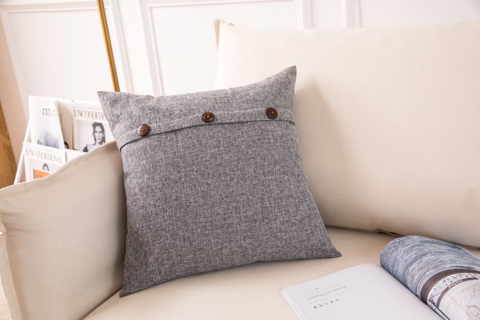Modern fashionable pillow, pillowcase, sofa, Amazon
