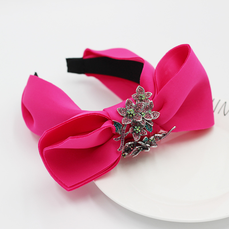 Neue Europäische Und Amerikanische Mode Stoff Bowknot Blume Diamant Persönlichkeit Damen Street Shooting Haarschmuck Kopf Bedeckung display picture 6