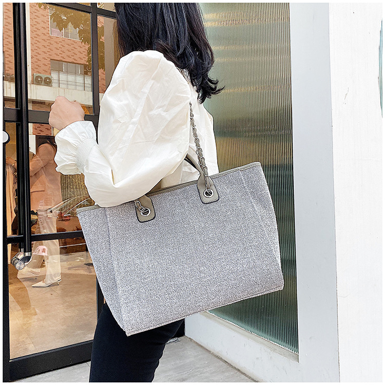 Yuezi Foreign Trade 2024 New European and American Bucket Women's Bag Large Capacity Portable Single Shoulder Diagonal Chain Tote Bag_voghion.com