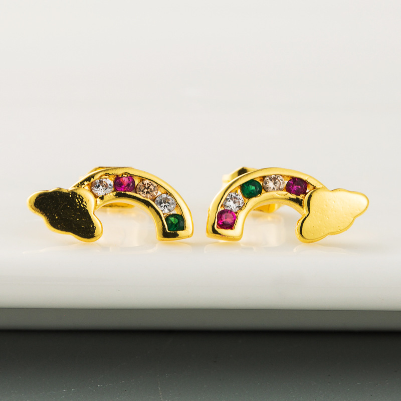 Vente Chaude Mode Créative Arc-en-ciel Nuage Série Boucles D&#39;oreilles Femmes Micro-ensemble Zircon Hypoallergénique Boucles D&#39;oreilles En Cuivre En Gros display picture 6