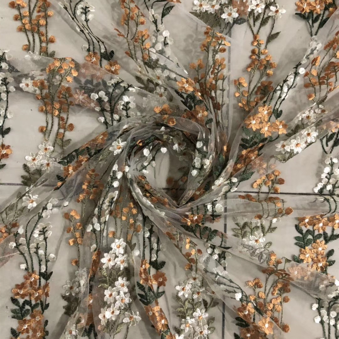 新款多色蕾丝绣花面料外贸重工欧根纱亮片服饰洛丽塔连衣裙刺绣布