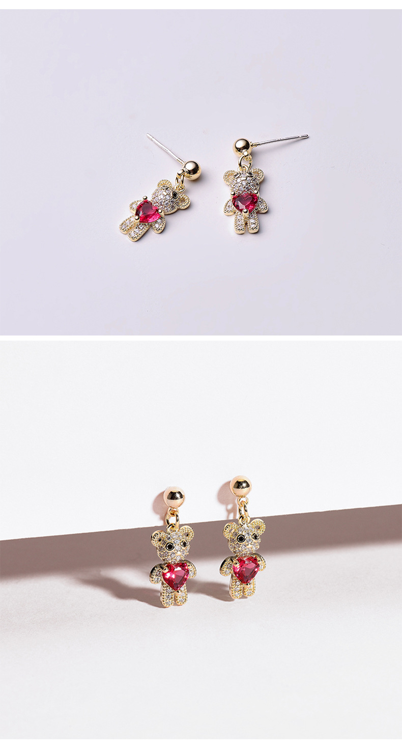 Fashion Small Bear Copper Stud Earrings Wholesale Nihaojewelry display picture 9