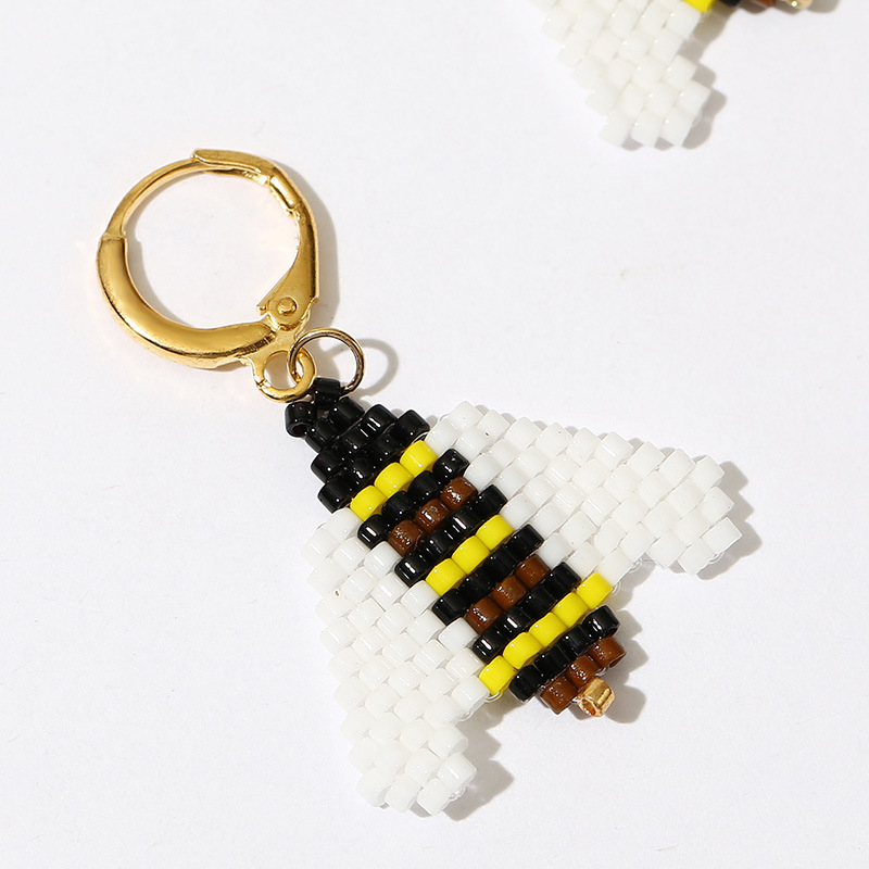Fashion Hand-woven Rice Beads Bee Trend Insect Earrings display picture 6