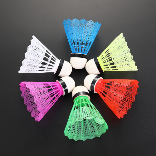 Export hot-selling color 6-pack 3-color transparent bucket foam ball head plastic ball badminton racket badminton home use