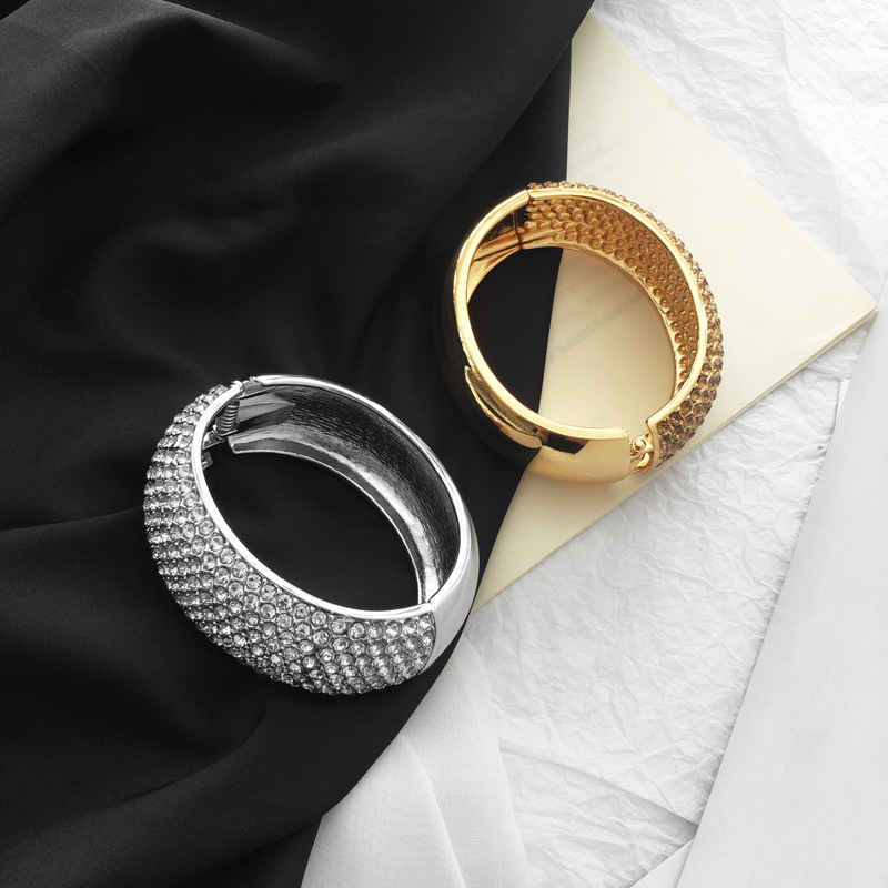 alloy wide-sided zircon bracelet