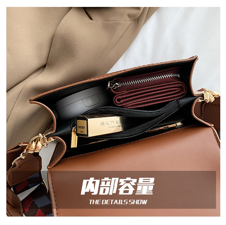 Small Pu Leather Fashion Square Bag Shoulder Bag display picture 17