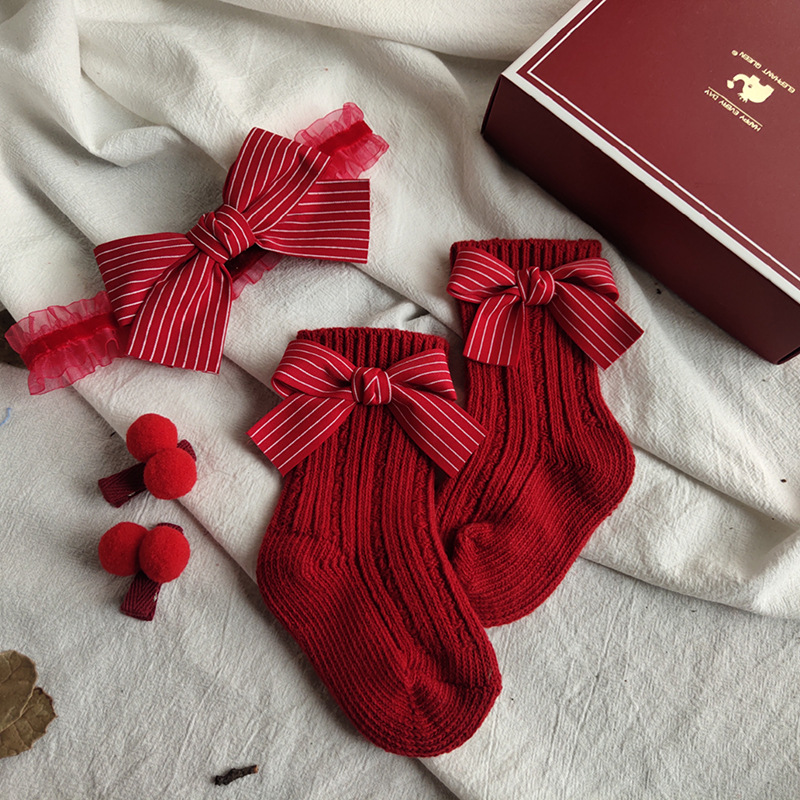 스트립 선물 상자 (양말 + 헤어밴드 + 머리핀)