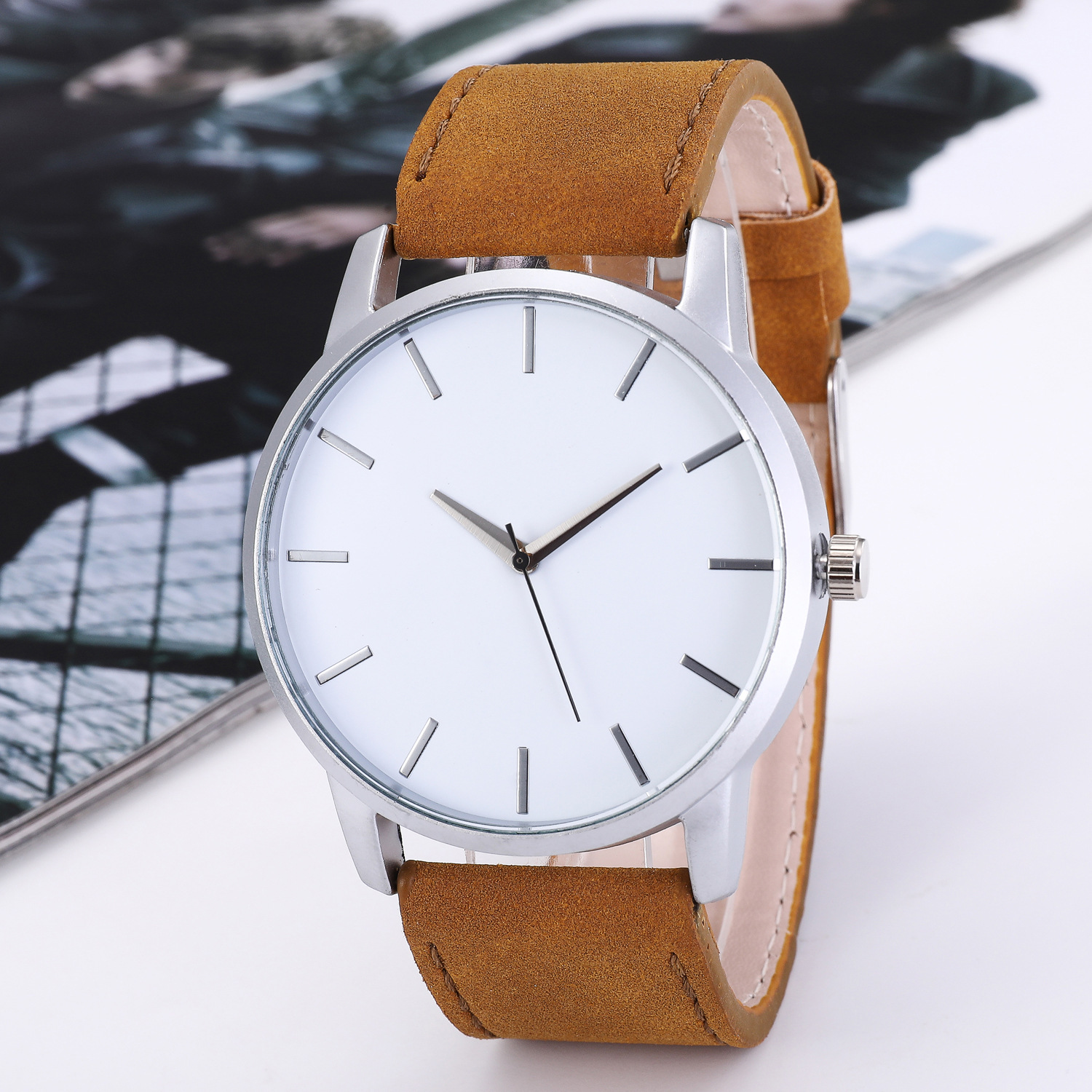 Fashion Calendar New Stylish Men's and Women's Outdoor Frosted Leather Strap Watch Casual Sports Outdoor Watch