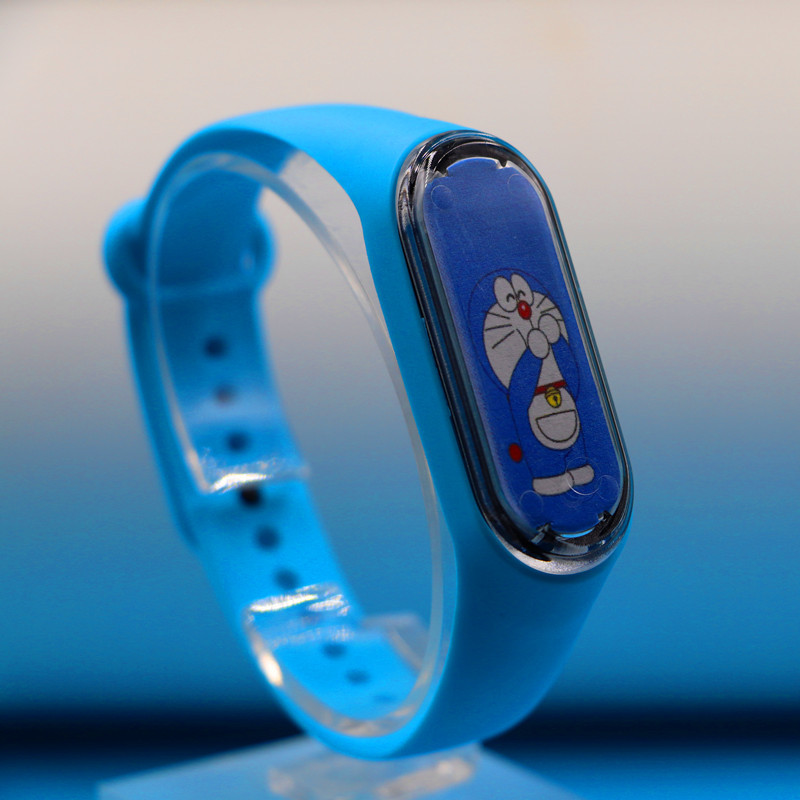 新款兒童卡通公仔貼紙米3LED電子表米5時尚學生情侶觸控防水手表