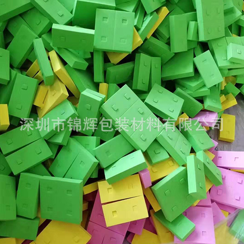 10622916154_1538950740