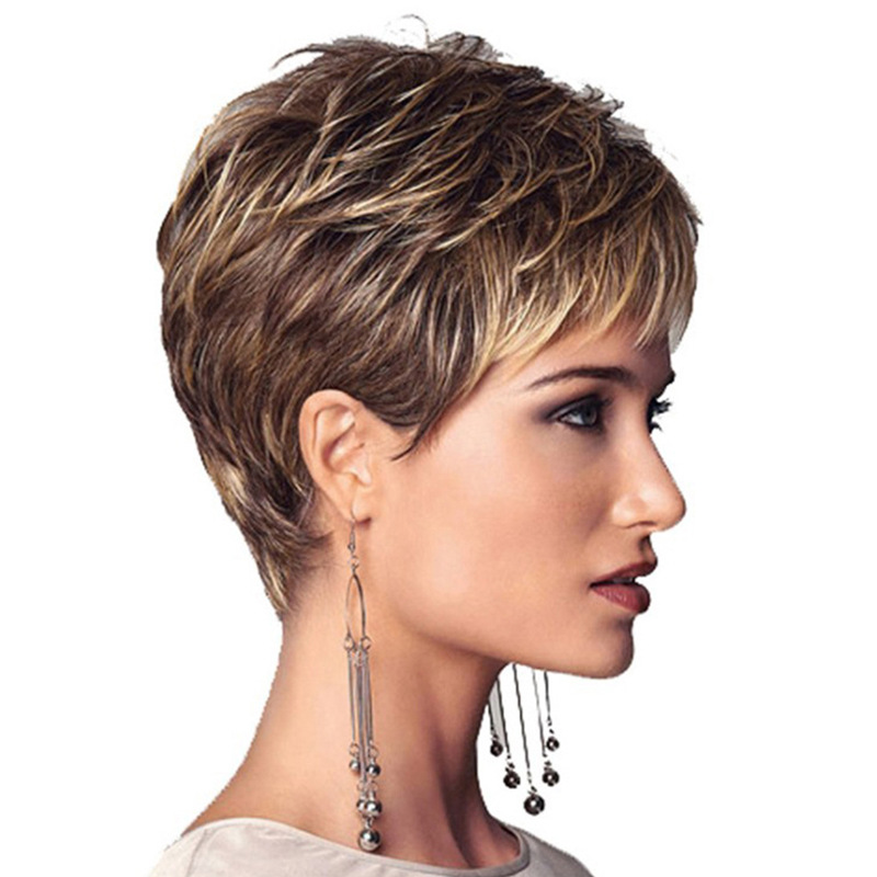 Women's Fashion Casual High-temperature Fiber Side Points Short Curly Hair Wigs display picture 1