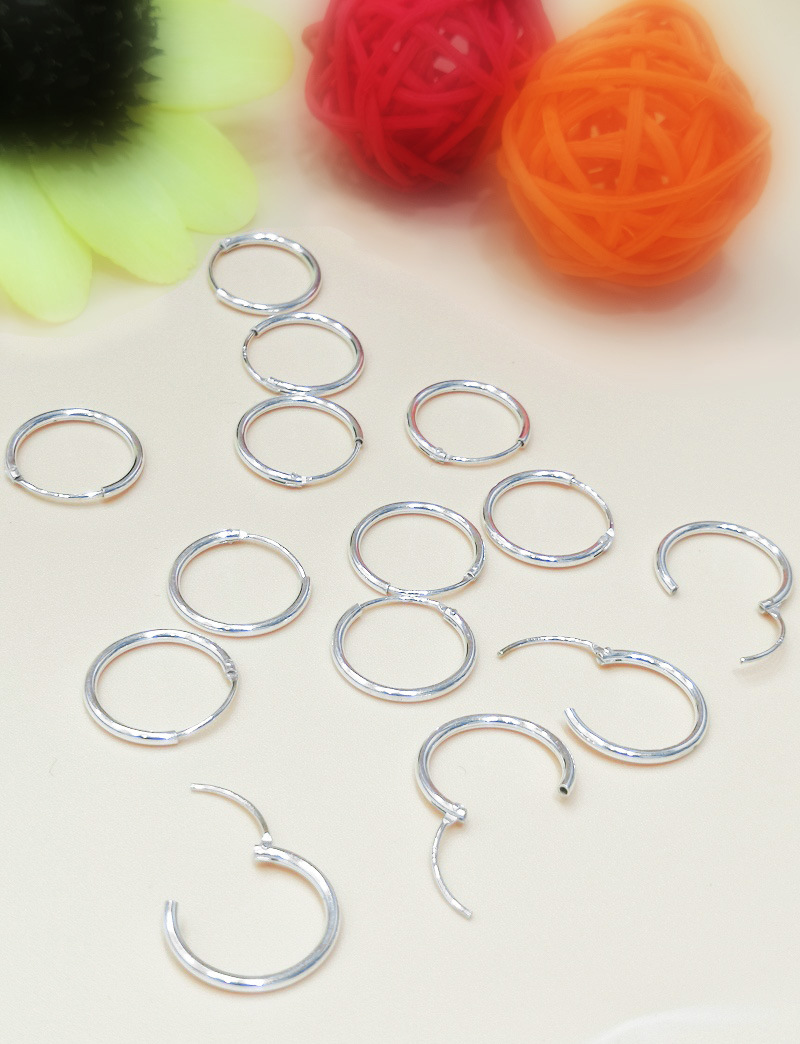 2g Weight 925 Sterling Silver Ear Needle Material Earrings Classification 1 Pair Quantity 1 Pair 925 Sterling Silver Solid Color Earrings