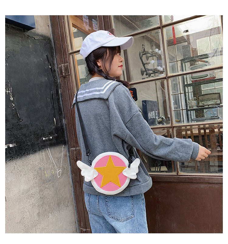 Japanisches Weiches Mädchen Anime Peripherie Niedlichen Cartoon Magic Sakura Leinwand Umhängetasche Mädchen Süße Lustige Persönlichkeit Tasche display picture 22