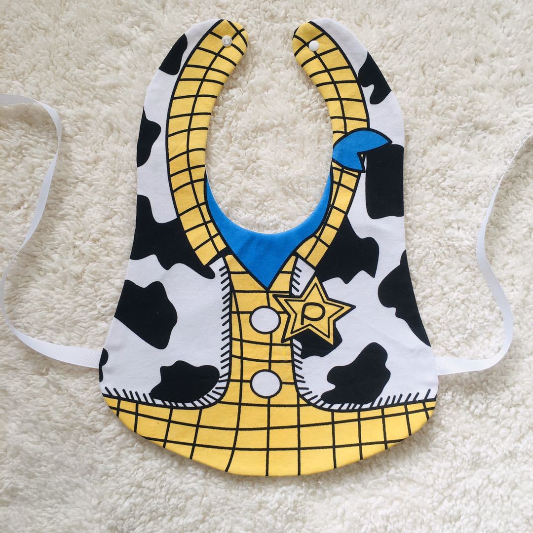 围兜嘴 口水巾和PP裤