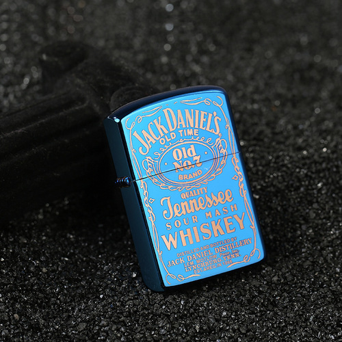 Personalized creative retro windproof grinding wheel kerosene lighter with engraving metal men's old-fashioned cigarette lighter gift